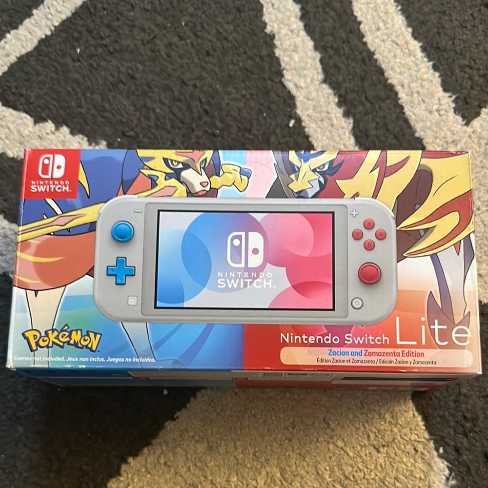 Special Edition Nintendo Switch Lite Zacian-Zamazenta Edition - Gray/Pink/Blue